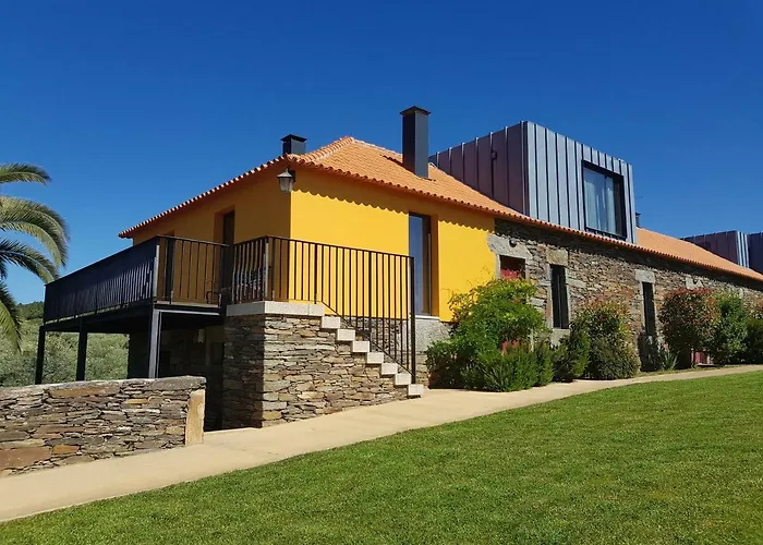 Quinta Dos Avidagos - Agroturismo, Villa Mirandela